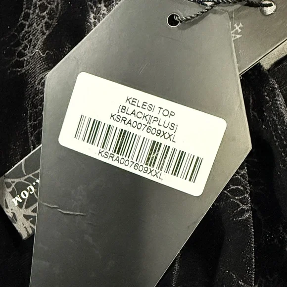 NWT KILLSTAR KELSI VELVET CROP TOP SZ XXL - Picture 3 of 6